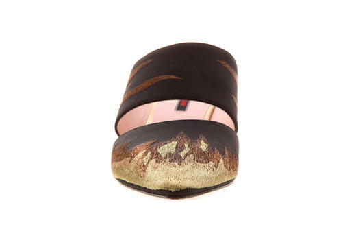 秦岚同款 sheme鹤鸣 影 新中式丝绸刺绣 黑金色尖头 优雅高跟宴会女凉鞋 商品图1