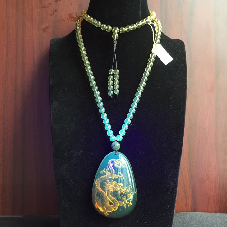 48880墨西哥蓝珀阴雕龙牌套装