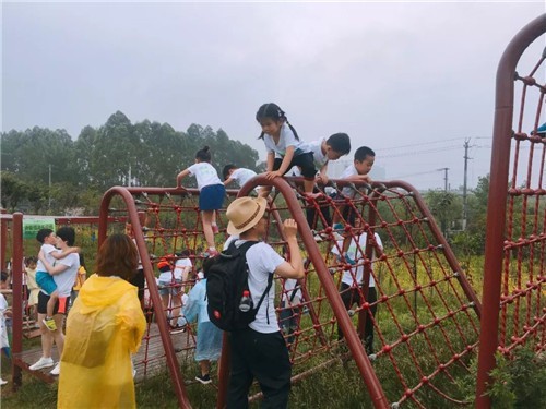 蔚然花海水上乐园图片