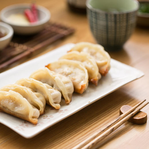 【顺丰冷链直发】沈大成老上海锅贴煎饺蒸饺速冻饺子速食面点300g12只早餐 商品图3