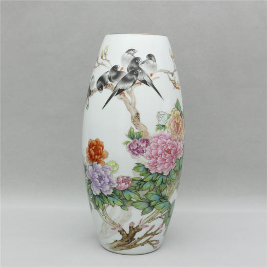 《富贵长春》粉彩橄榄瓶 张景寿作品 商品图0