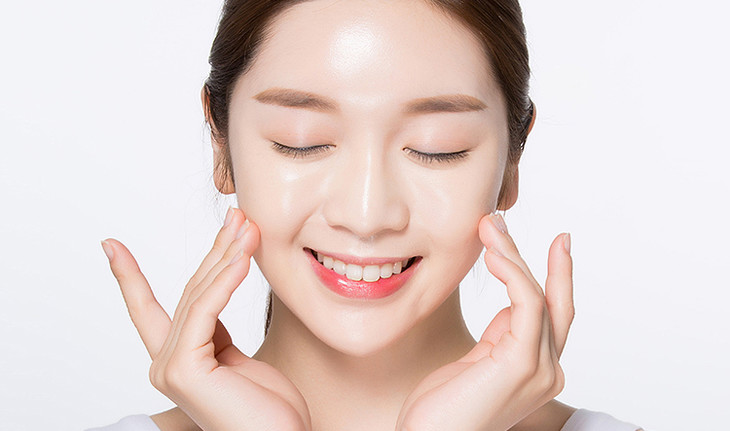 之前反复清洁,总担心毛孔会越来越粗大,现在不仅省心, 皮肤还会越来越