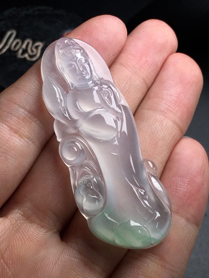 12009翡翠冰种莲花观音