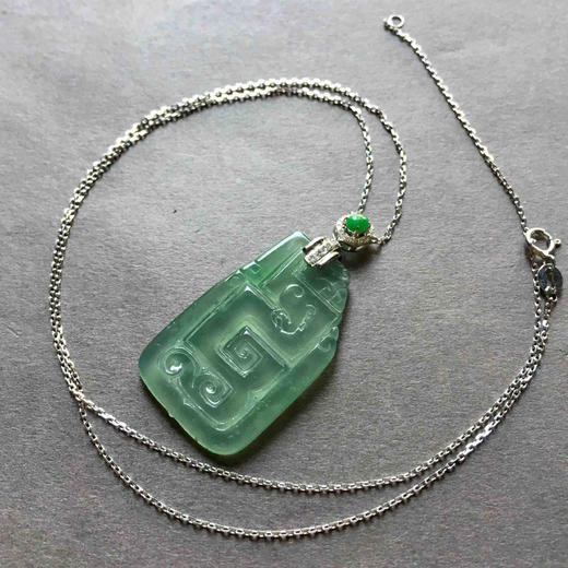 高冰种晴水翡翠龙牌项链18k白金钻石镶嵌 商品图3