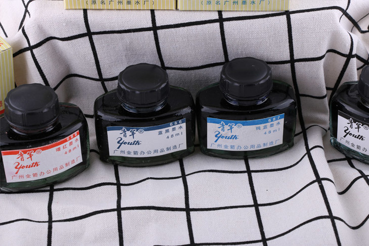 青年 钢笔墨水ink 老牌子 书写练字钢笔水 黑色非碳不堵 老广的青涩