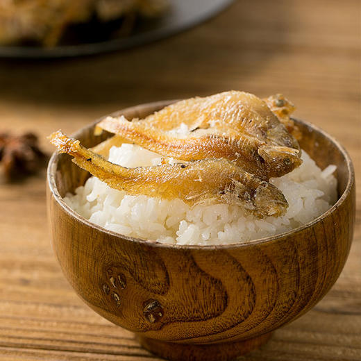 真正老陆稿荐金酥凤尾鱼150克 商品图4