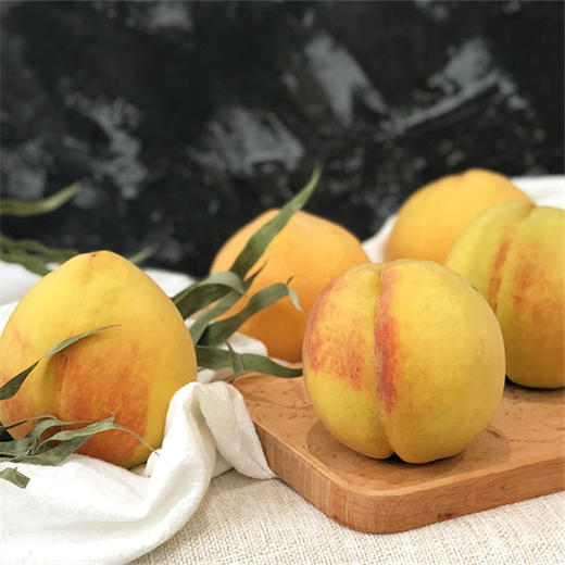 建宁红心黄桃12粒箱约5斤