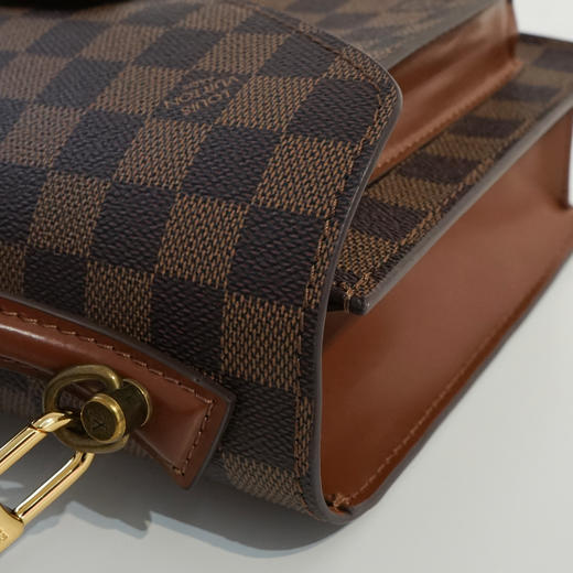 lv棋盘格邮差包