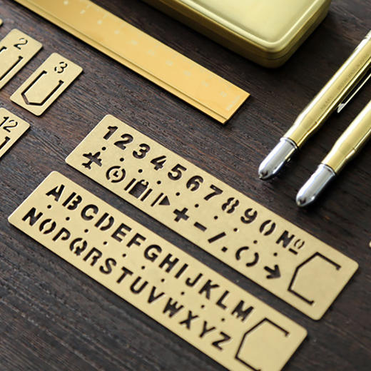 【特惠】日本原装 TRC BRASS 黄铜复古文具 数字字母图标标签模板尺子 商品图0