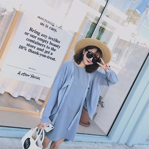 金蘑菇菇 挚爱私品 很美雾霾蓝连衣裙  罩衫是分开的 好版型真的很显白 不退不换！ 商品图2