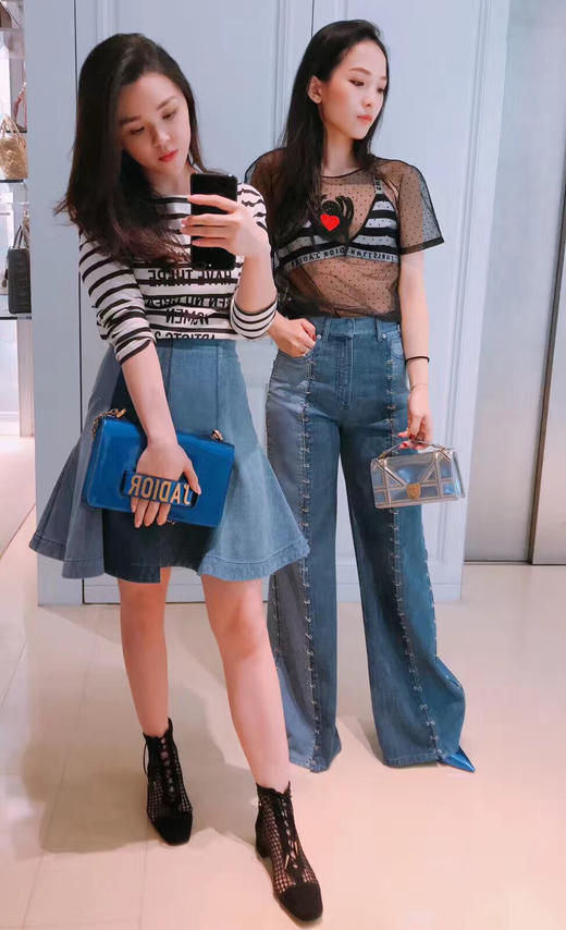 dior18年秋冬走秀款～八片四色花瓣伞裙牛仔半裙