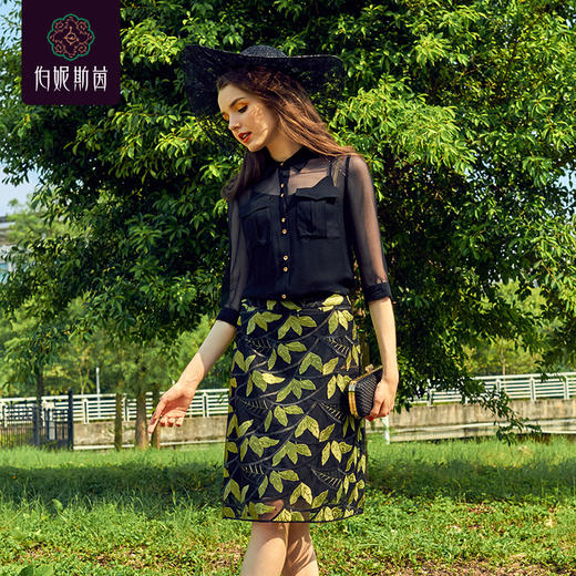 【伯妮斯茵】3B6726--半裙--花园里的珍妮--《画尽世间光影，只为挚爱的女人》 商品图3