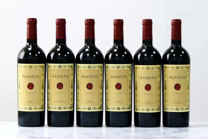 这其中包括了大名鼎鼎的圣埃美隆一级 a 等名庄金钟(chateau  angelus