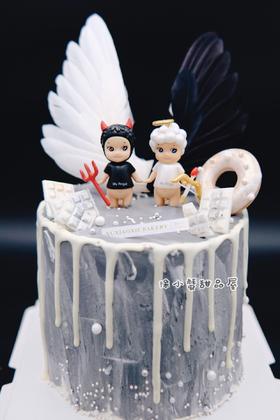 情人节限定：黑白Sonny Angel （高定系类全新升级，蛋糕加高至7层哦！）