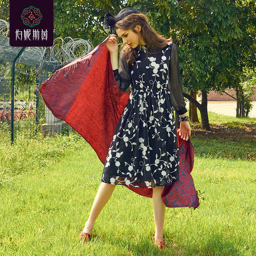 【伯妮斯茵】3S6723--黑色连衣裙--花园里的珍妮--《画尽世间光影，只为挚爱的女人》 商品图2