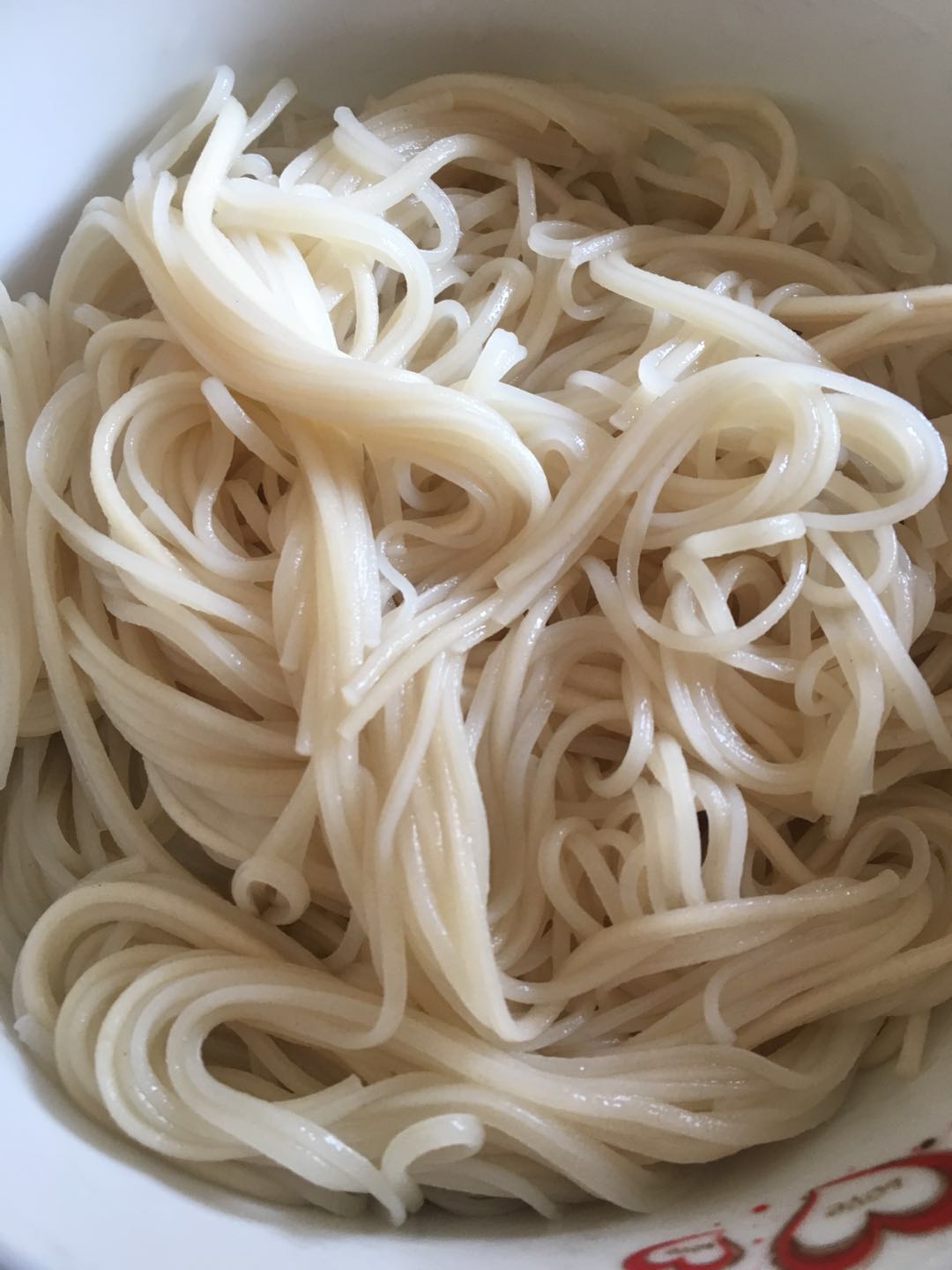 我觉得我做的卤子就挺好  做好卤子 下挂面 捞出来,可以加上卤子或者