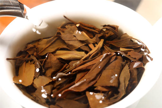 【莞仓放货】丰聘号·磻溪贡眉 福鼎白茶（2015年特级） 商品图11