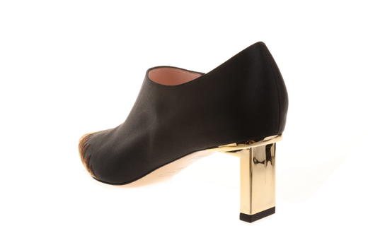 张静初同款 sheme鹤鸣  新中式丝绸刺绣 尖头优雅高跟女士踝靴 商品图5