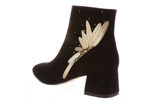 sheme鹤鸣 日光  新中式反绒 刺绣图案  粗跟时尚女士短靴 商品图5