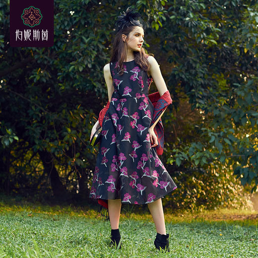 玫红色连衣裙3S6736 商品图3