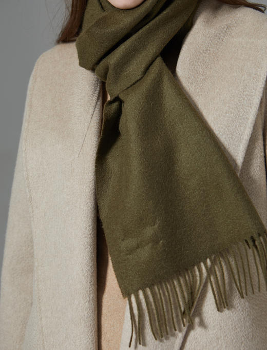 经典纯羊绒围巾 纯色  深卡其色 商品图2