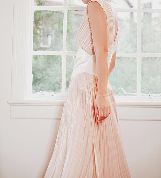 AtelierMissLu / Ursula 裸粉拼白褶皱裙 商品图8