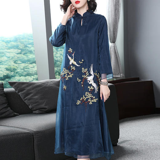 SMHC18478-1中国风绣花气质连衣裙 商品图3