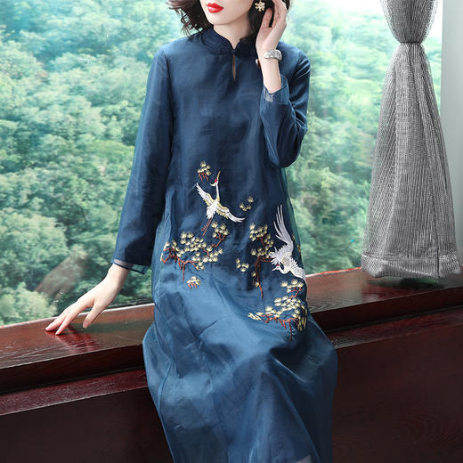 SMHC18478-1中国风绣花气质连衣裙 商品图0