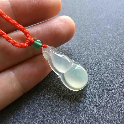冰种厚庄翡翠葫芦 商品图6