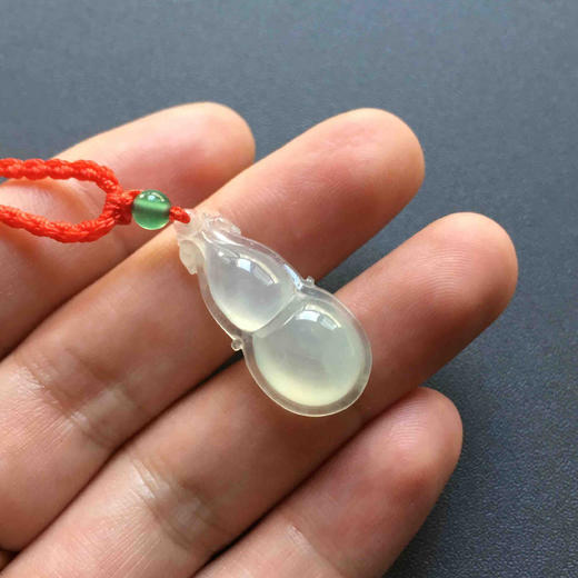 冰种厚庄翡翠葫芦 商品图5