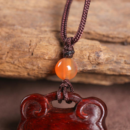 【一元秒杀】小叶紫檀福锁吊坠 商品图2