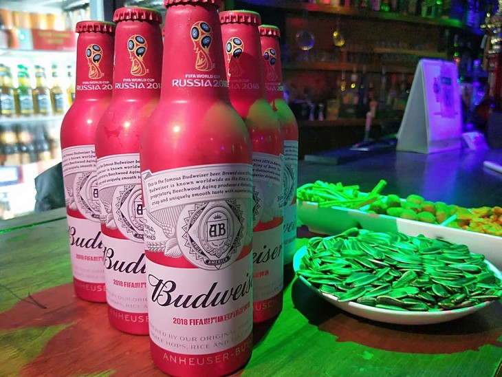 49元抢购原价114元上上酒吧钜惠套餐甘特尔3瓶百威3瓶鸡尾酒1杯小吃两