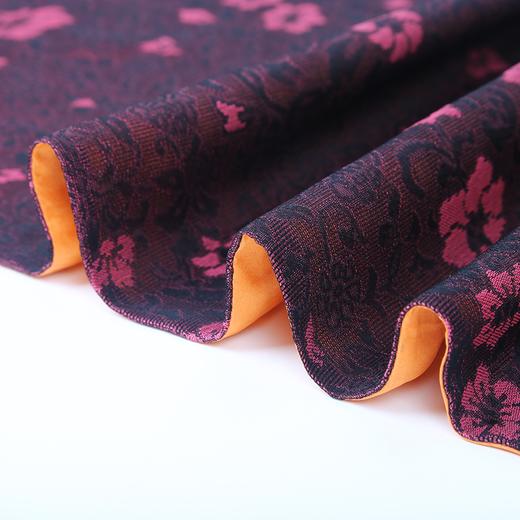 SAINTJOY/上久楷 女士真丝花罗长巾 红魅·紫红 SJ14022-1 商品图2