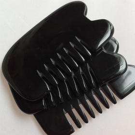 精品牛角刮痧板（天然纯头疗刮痧防静电脱发梳按摩头部经络 ）