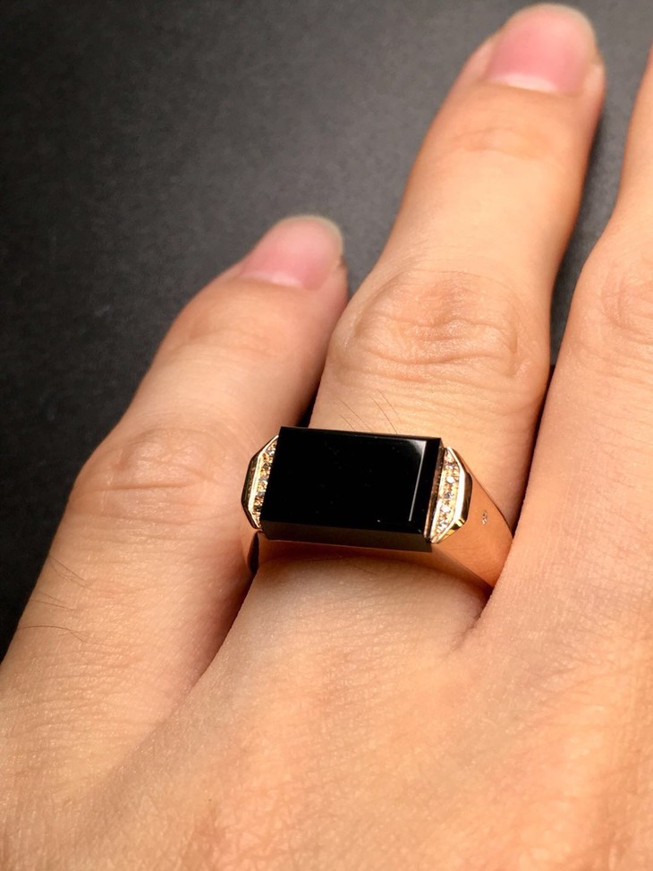 12235墨翠马鞍戒指