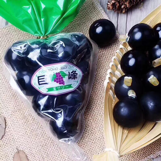 巨峰葡萄气球布丁——来自🇯🇵富士山🗻，隔着包装袋都能闻到浓郁的香味，又好玩又好吃的，轻轻戳一下，就凳滴一下弹出来啦！小盆友们最喜欢的！ 商品图0