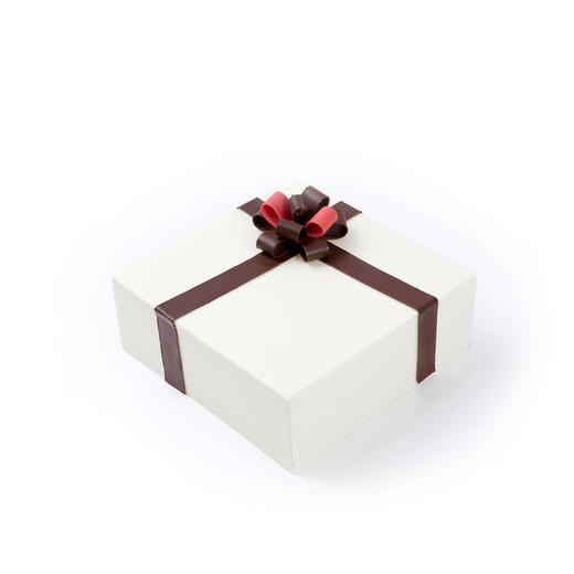 巧盒（巧克力盒子+4种口味蛋糕）提前48小时预订 商品图2