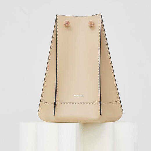 Rawpiece | RIB 迷你水桶式牛皮肩背包 商品图4