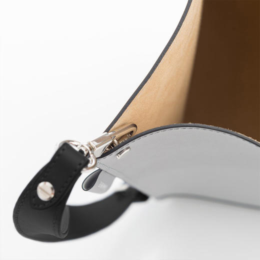 Rawpiece | RIB 中型水桶式牛皮肩背包 商品图3