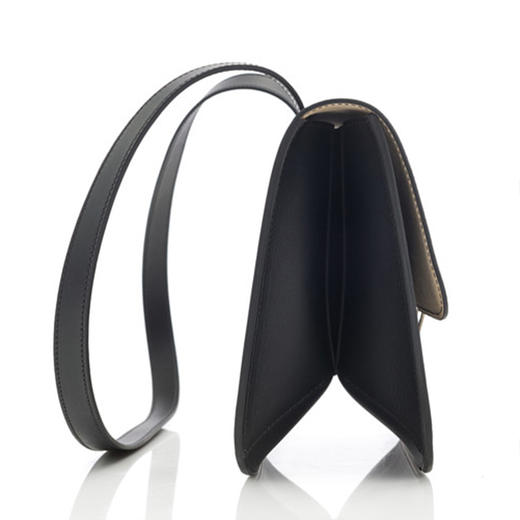 Rawpiece | Rubber band 牛皮肩背包 商品图5