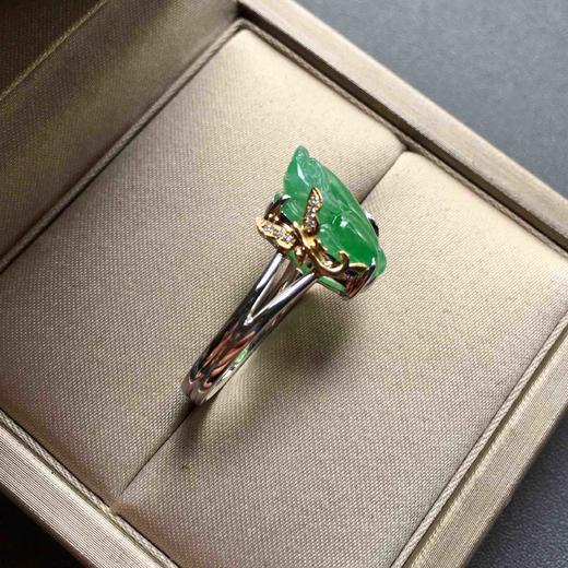 冰种阳绿翡翠貔貅戒指18k黄金镶嵌 商品图4
