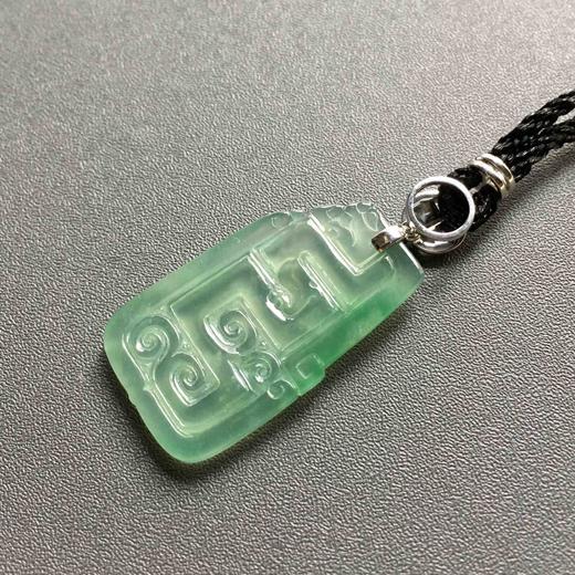 高冰种晴水翡翠龙牌18k白金钻石镶嵌 商品图4