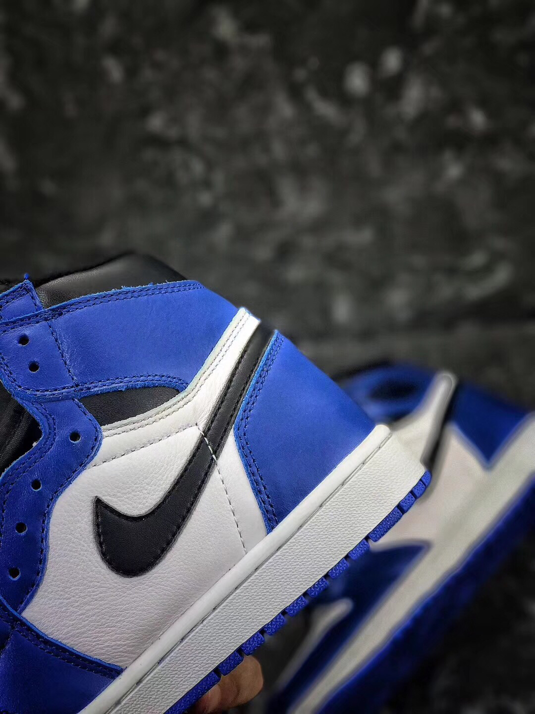 小闪电aj1蓝白配色网红爆款高帮男女款休闲鞋复古篮球鞋