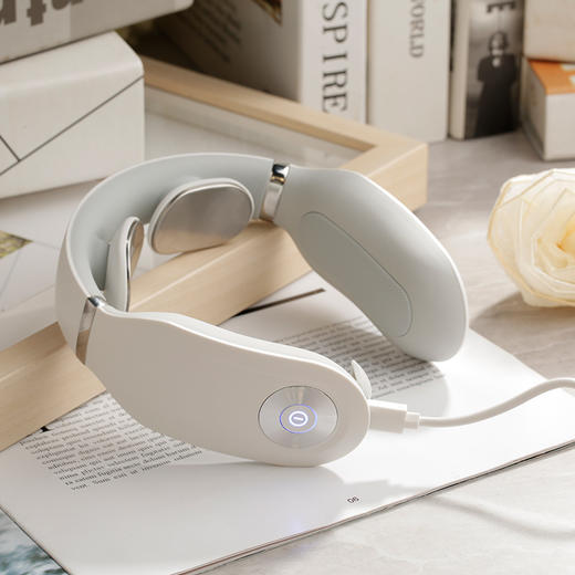 skg智能颈椎按摩仪