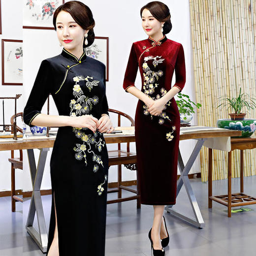 GSJ-9817-8新款丝绒绣花大码旗袍 商品图0