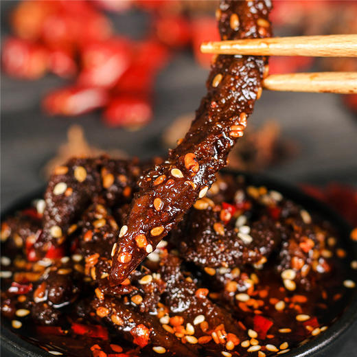 四川牛肉干 | 麻麻辣辣 牛肉条条分明 越嚼越香 让你一口体验香辣爽