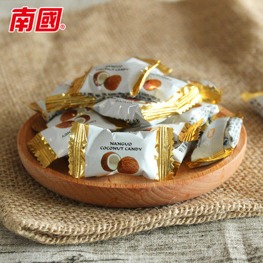 【整箱批发】南国食品 特浓椰子糖200gX30 商品图1