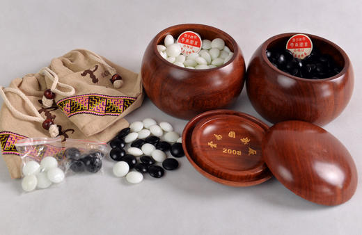 云南围棋厂 08版精品亮光或者亚光双面凸云子 含红木罐 商品图2