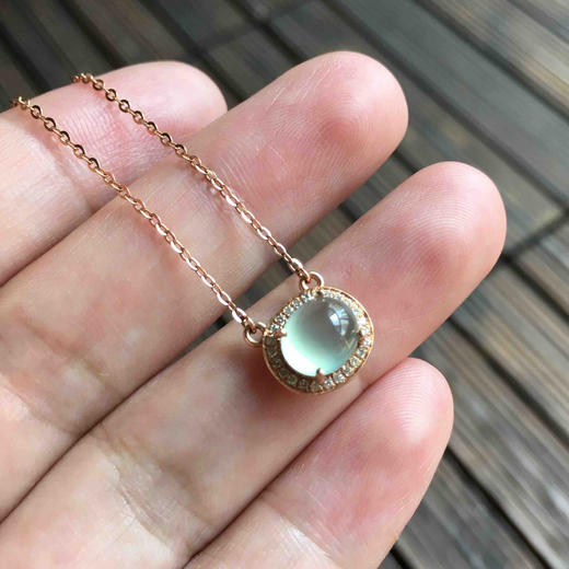 高冰种晴水翡翠蛋面锁骨链 商品图9