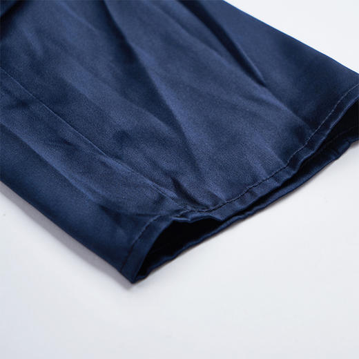 Viktoria Chan | Andrea Silk Blouse with Buttons [长袖真丝上衣] 商品图7